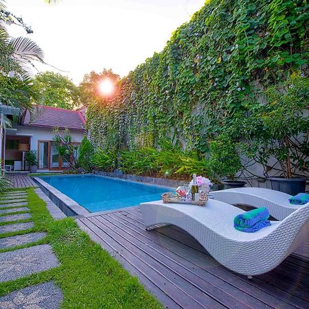 Villa Enjoy - Seminyak Center מראה חיצוני תמונה